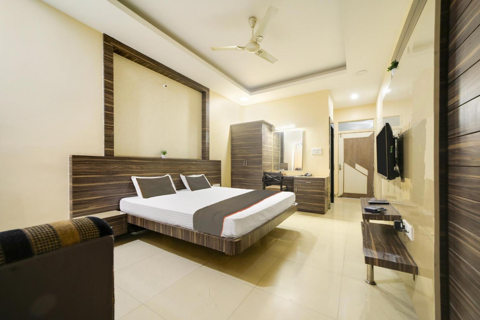 Collection O Hotel Silver Inn Bhopal Exterior photo