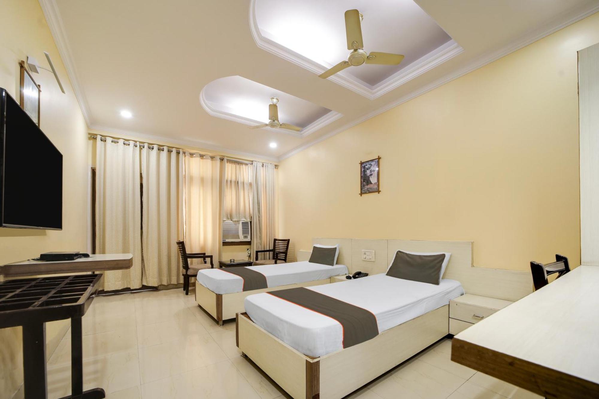 Collection O Hotel Silver Inn Bhopal Exterior photo