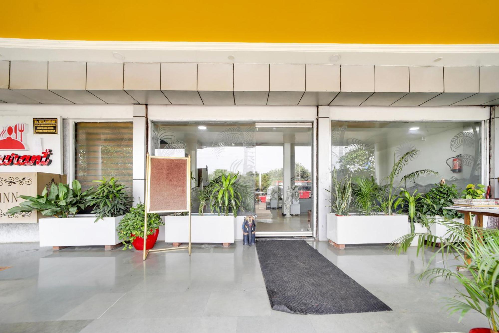 Collection O Hotel Silver Inn Bhopal Exterior photo